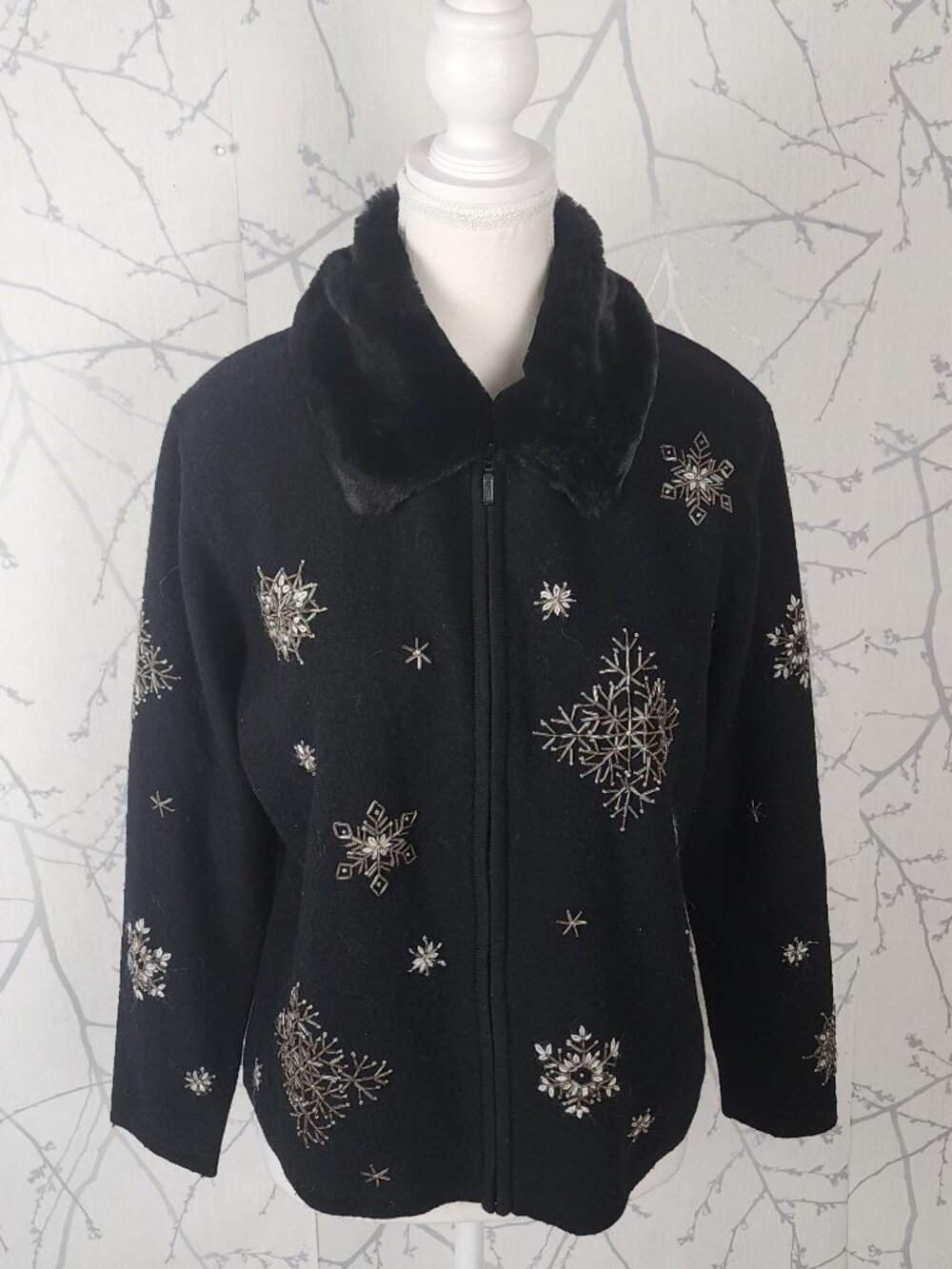 Pandemonium 100% Wool Snowflake Beaded Full Zip Cardigan